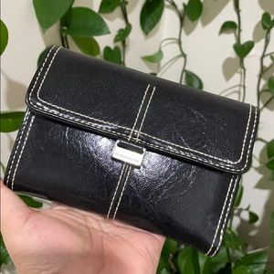 Liz Claiborne multi slot wallet